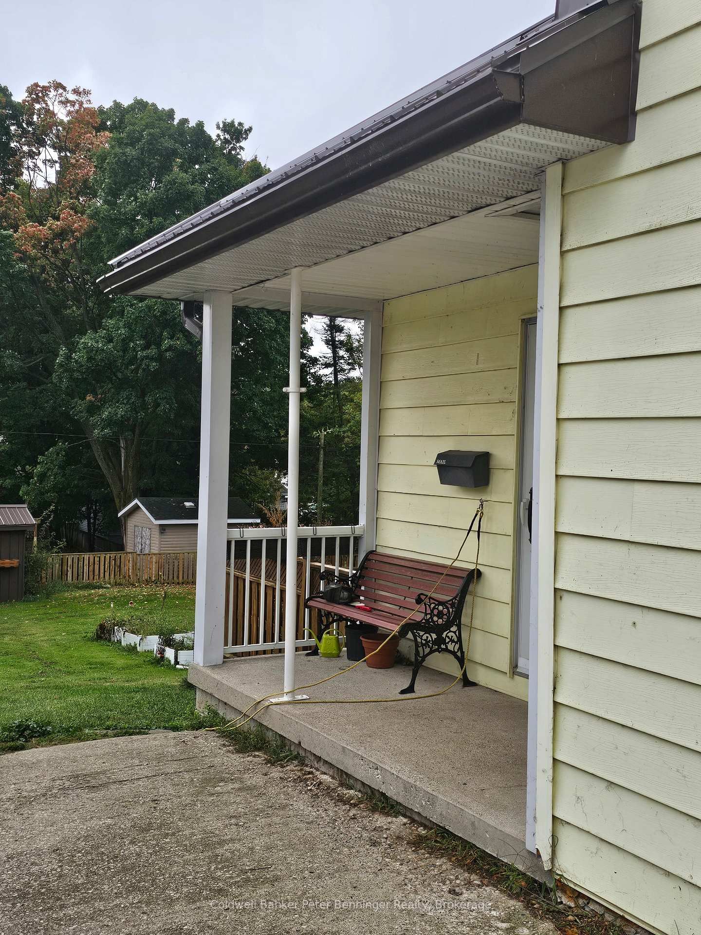 Listing Image 5