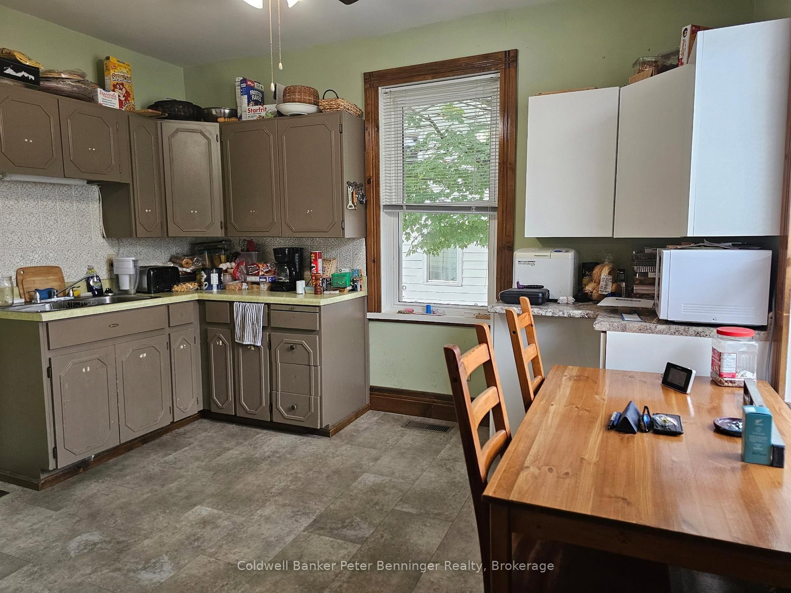 Listing Image 9