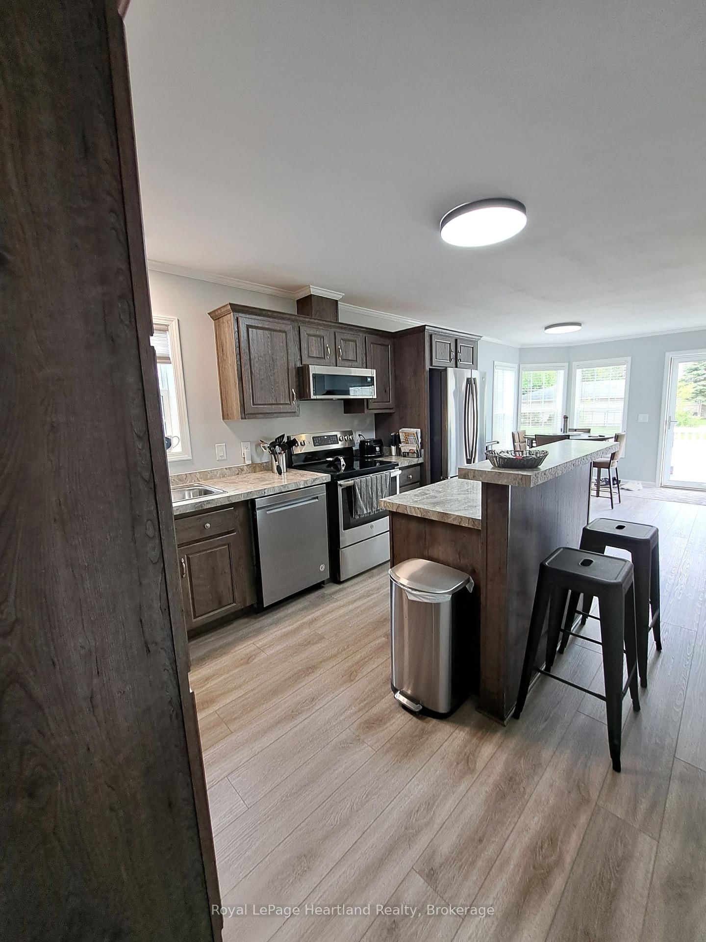 38 Bond Street, Strathroy-Caradoc — photo 4