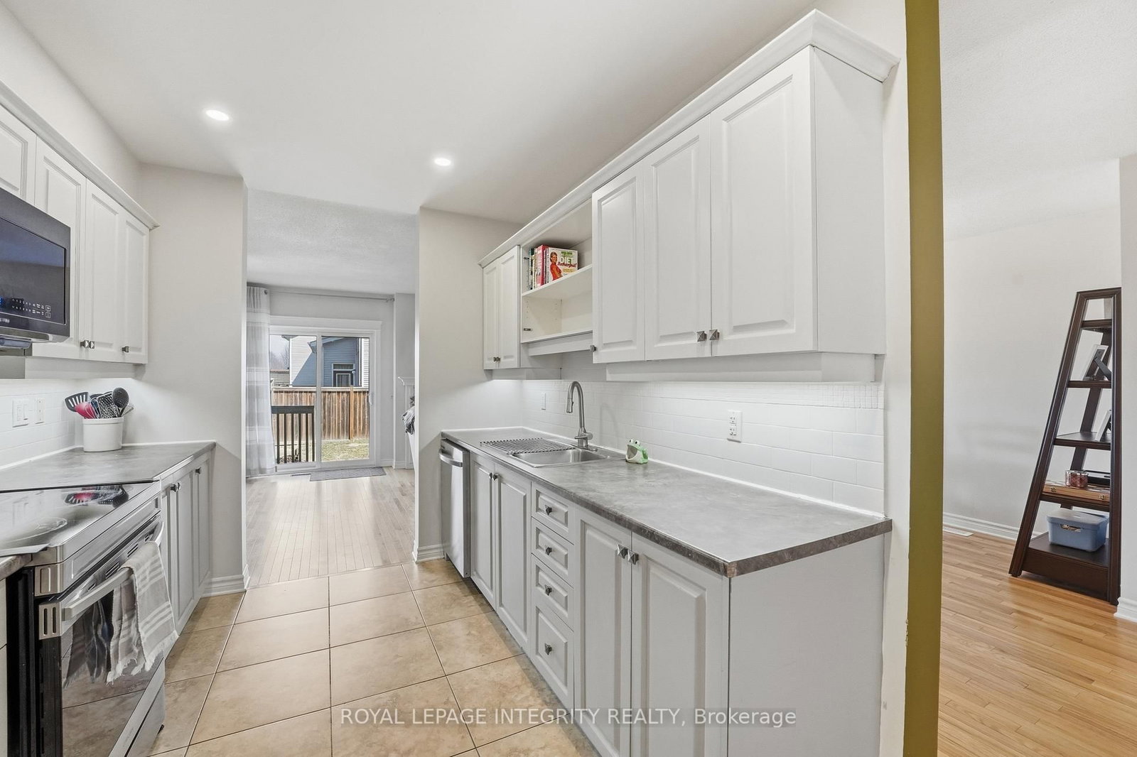 1036 Marconi Avenue - Photo 20