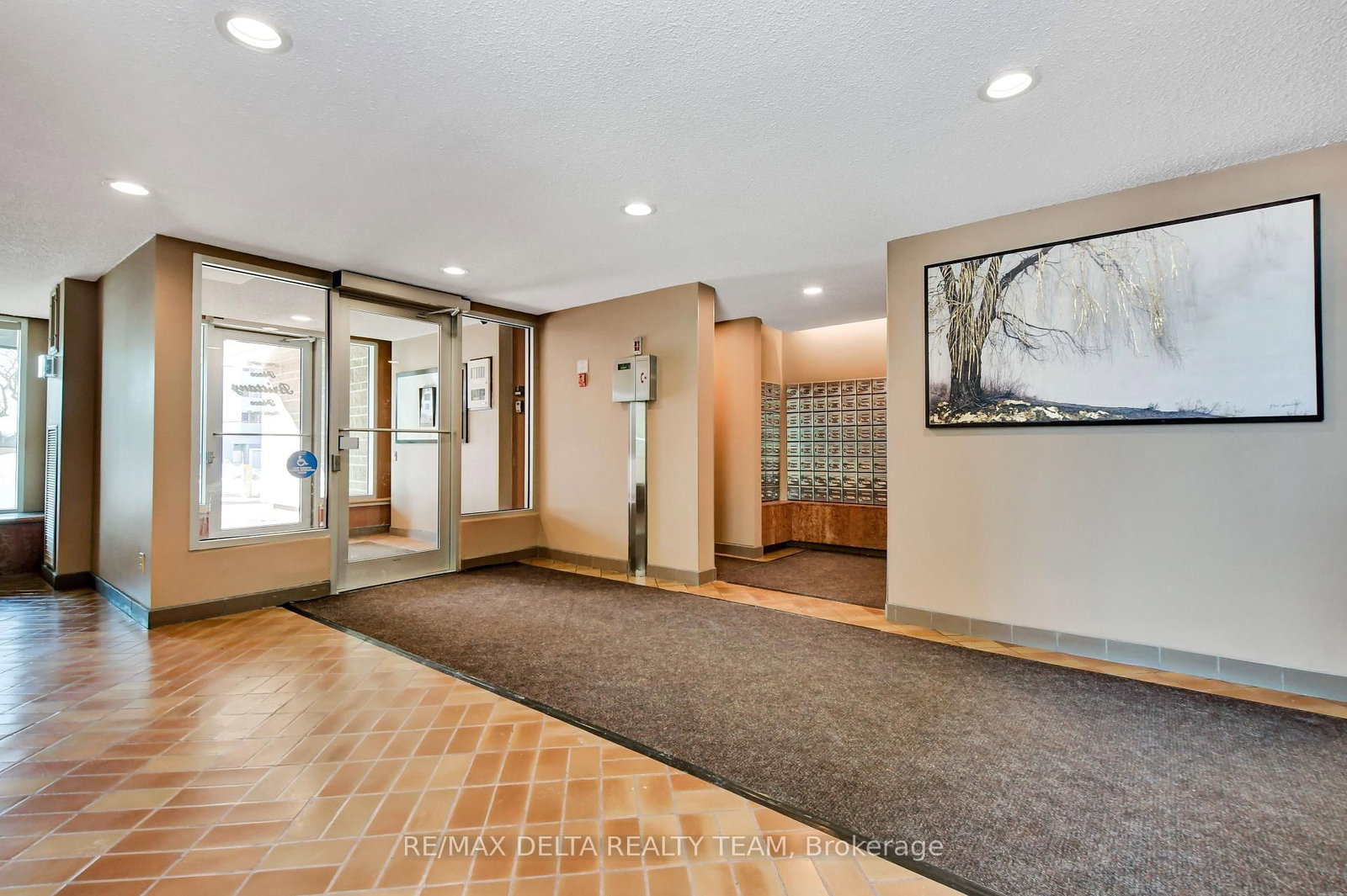 555 Brittany Drive, Unit 1001 - Photo 32