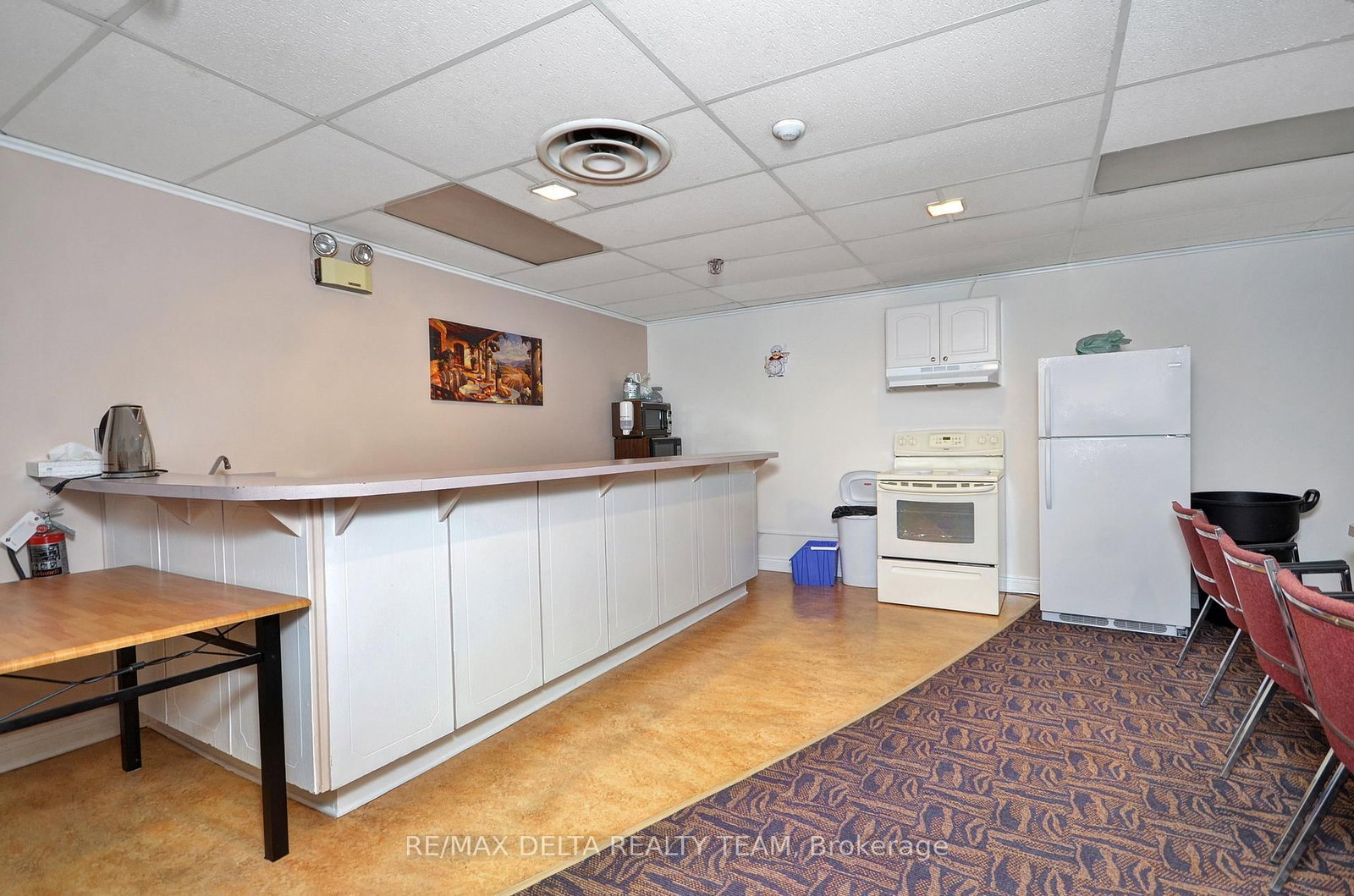 555 Brittany Drive, Unit 1001 - Photo 37