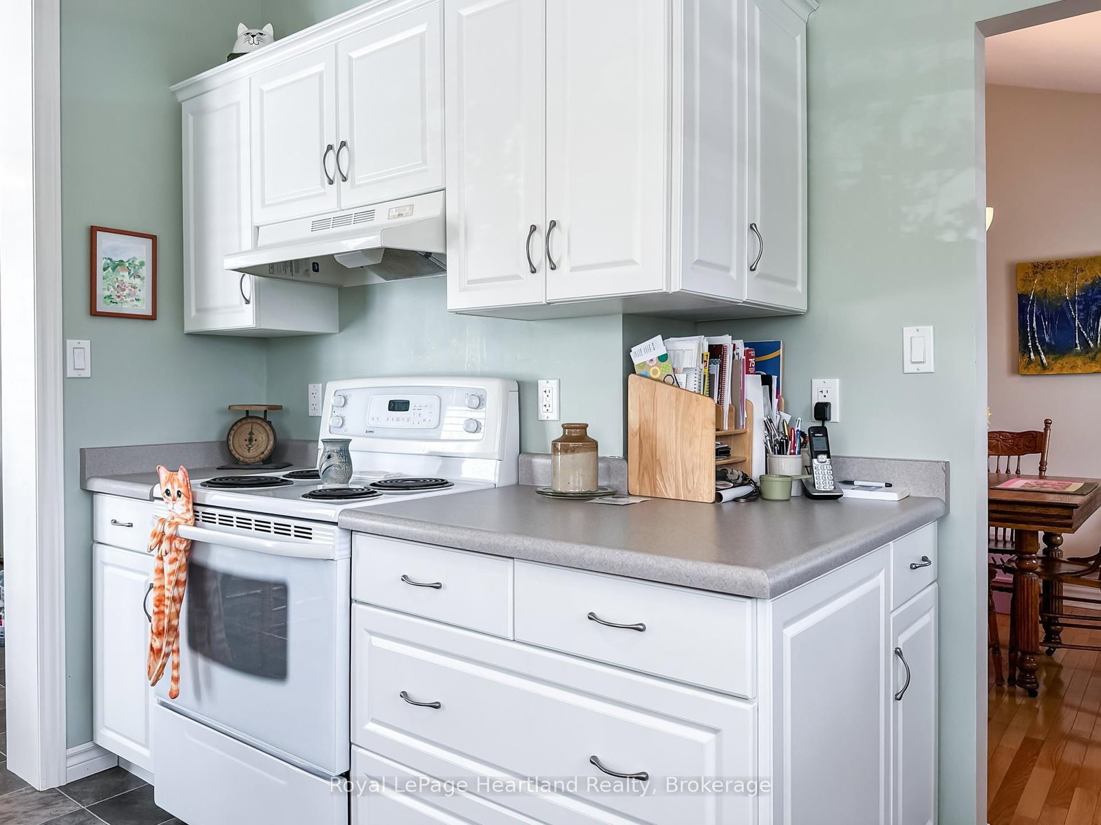 22 ALGONQUIN Lane • Ashfield-Colborne-Wawanosh, ON photo 11