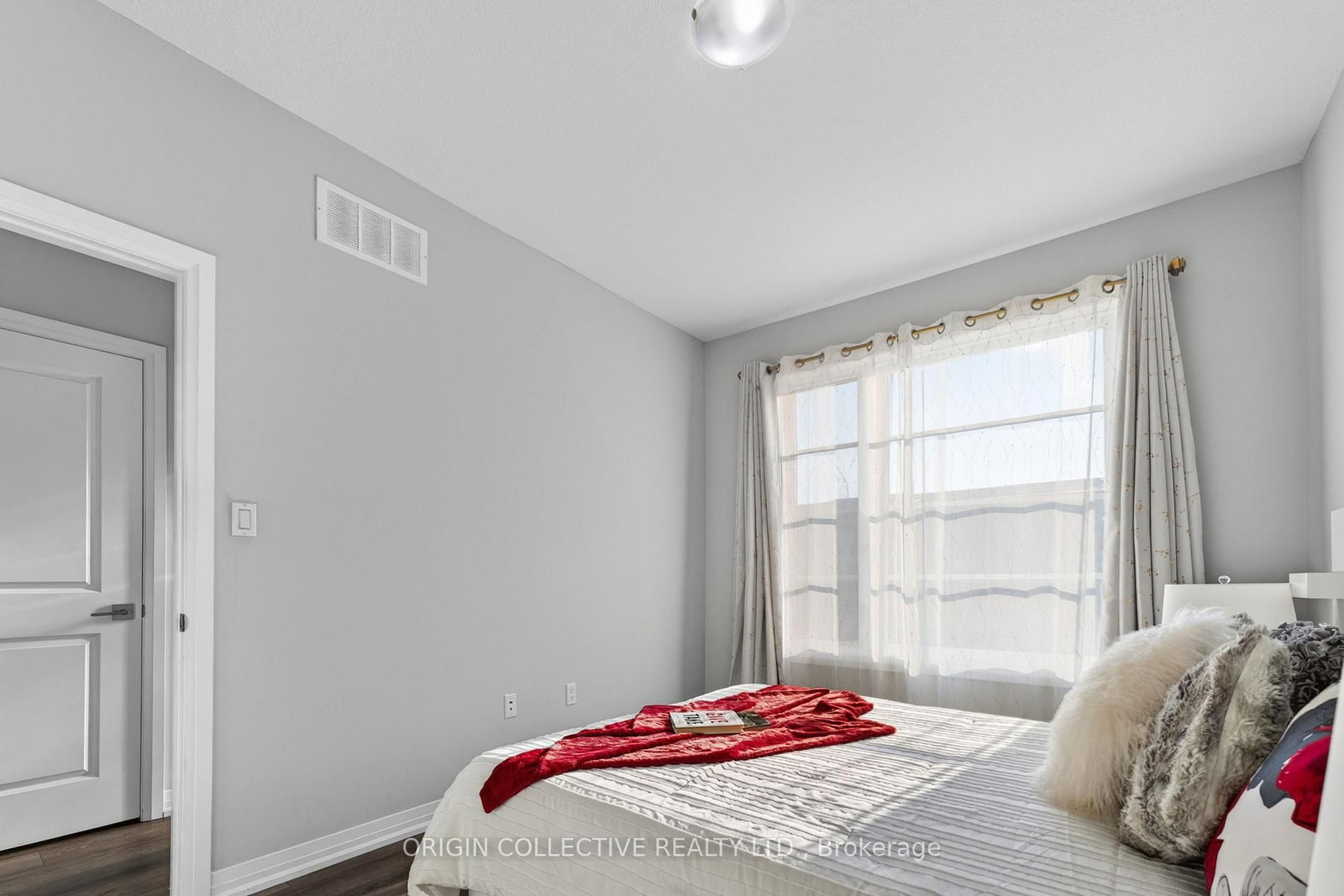 550 Grey Street W, Unit 10 - Photo 24