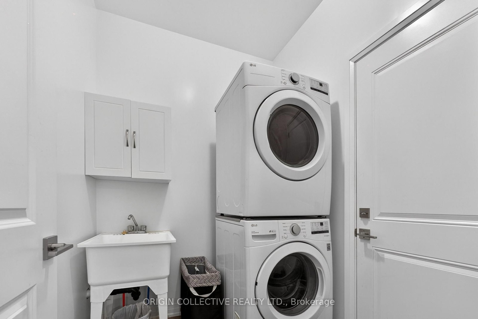 550 Grey Street W, Unit 10 - Photo 28