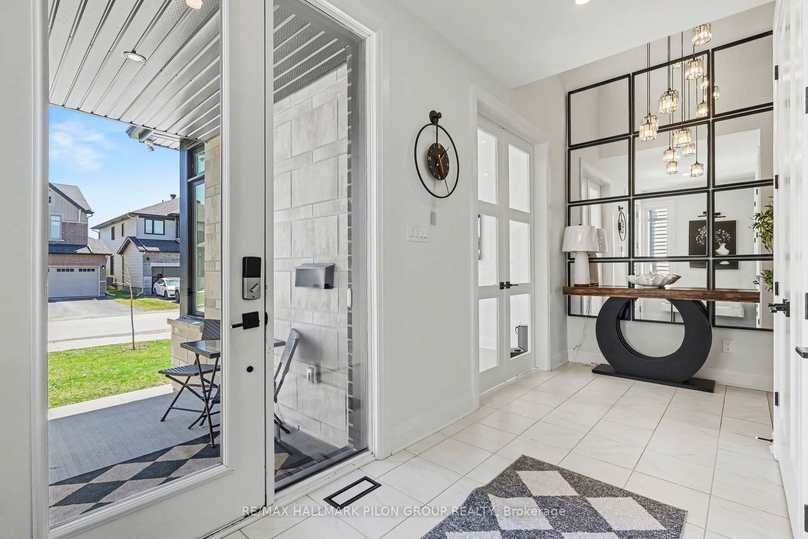 320 Cornice Street - Photo 2