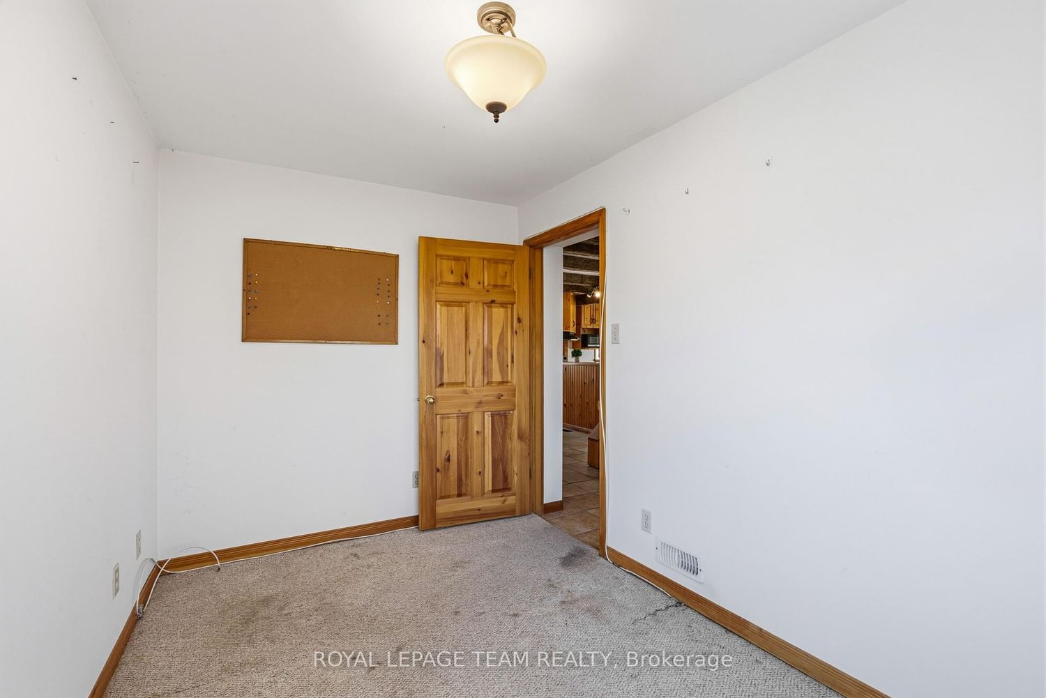 12106 Lakeshore Drive • South Dundas, ON photo 18