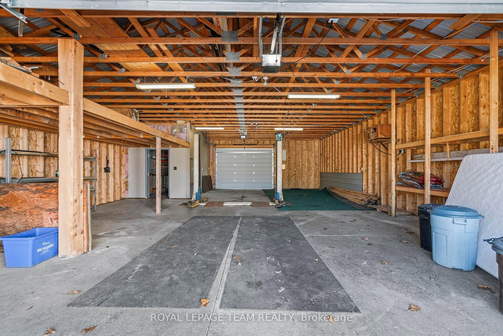 12106 Lakeshore Drive • South Dundas, ON photo 37
