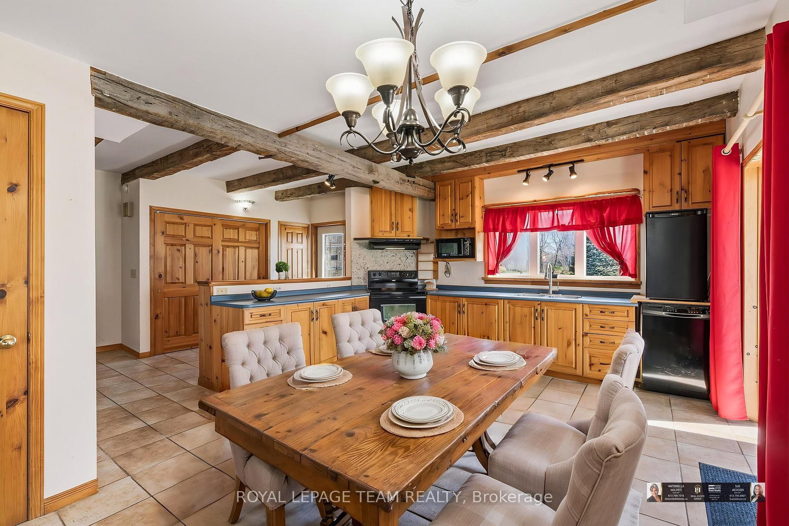12106 Lakeshore Drive • South Dundas, ON photo 8
