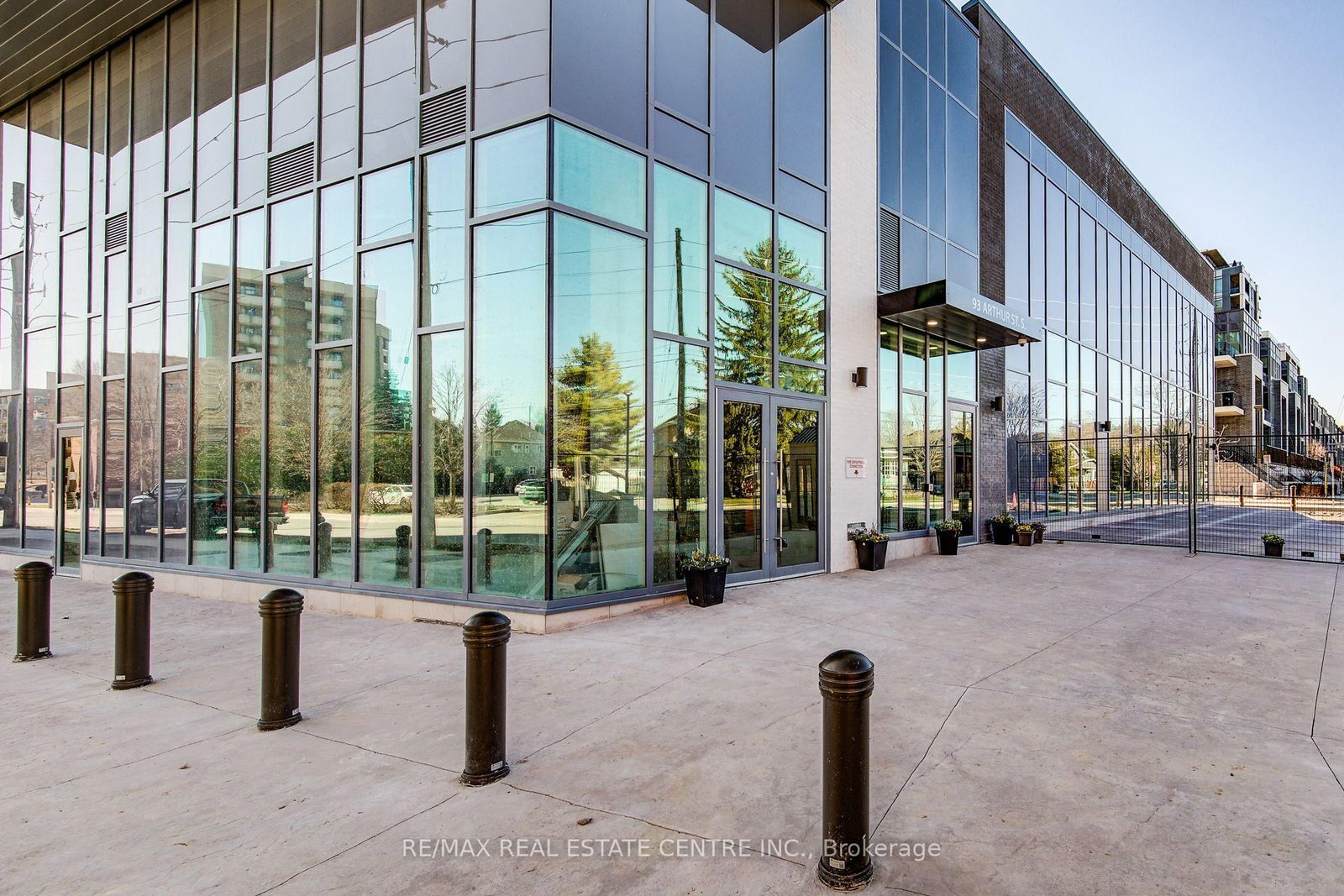 93 Arthur Street S, Unit 317 - Photo 3