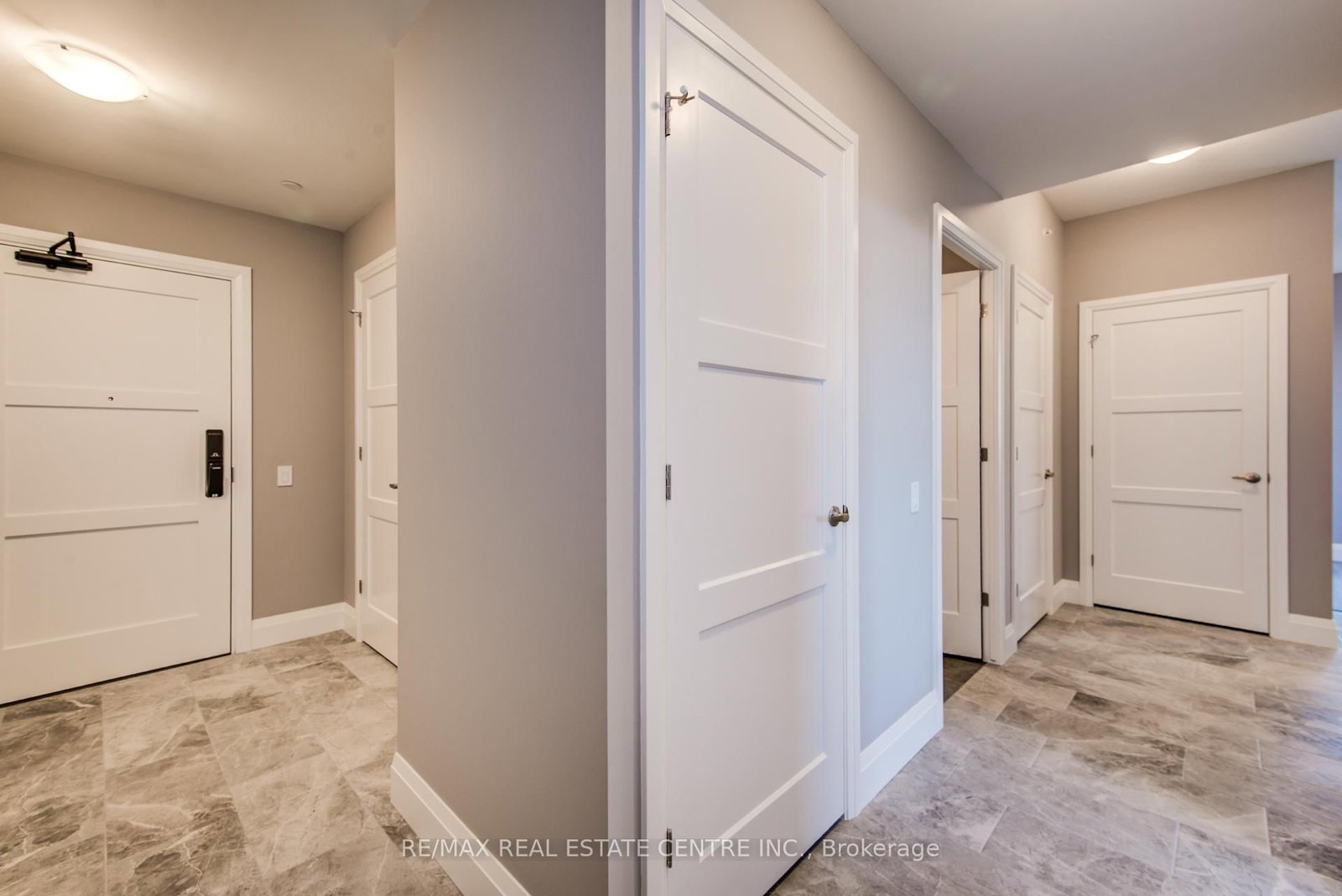 93 Arthur Street S, Unit 317 - Photo 4