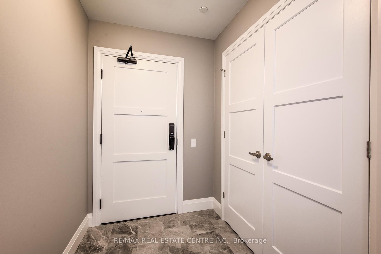 93 Arthur Street S, Unit 317 - Photo 5