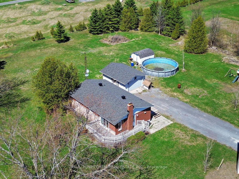 home for sale on 14005 Concession 1-2 Road