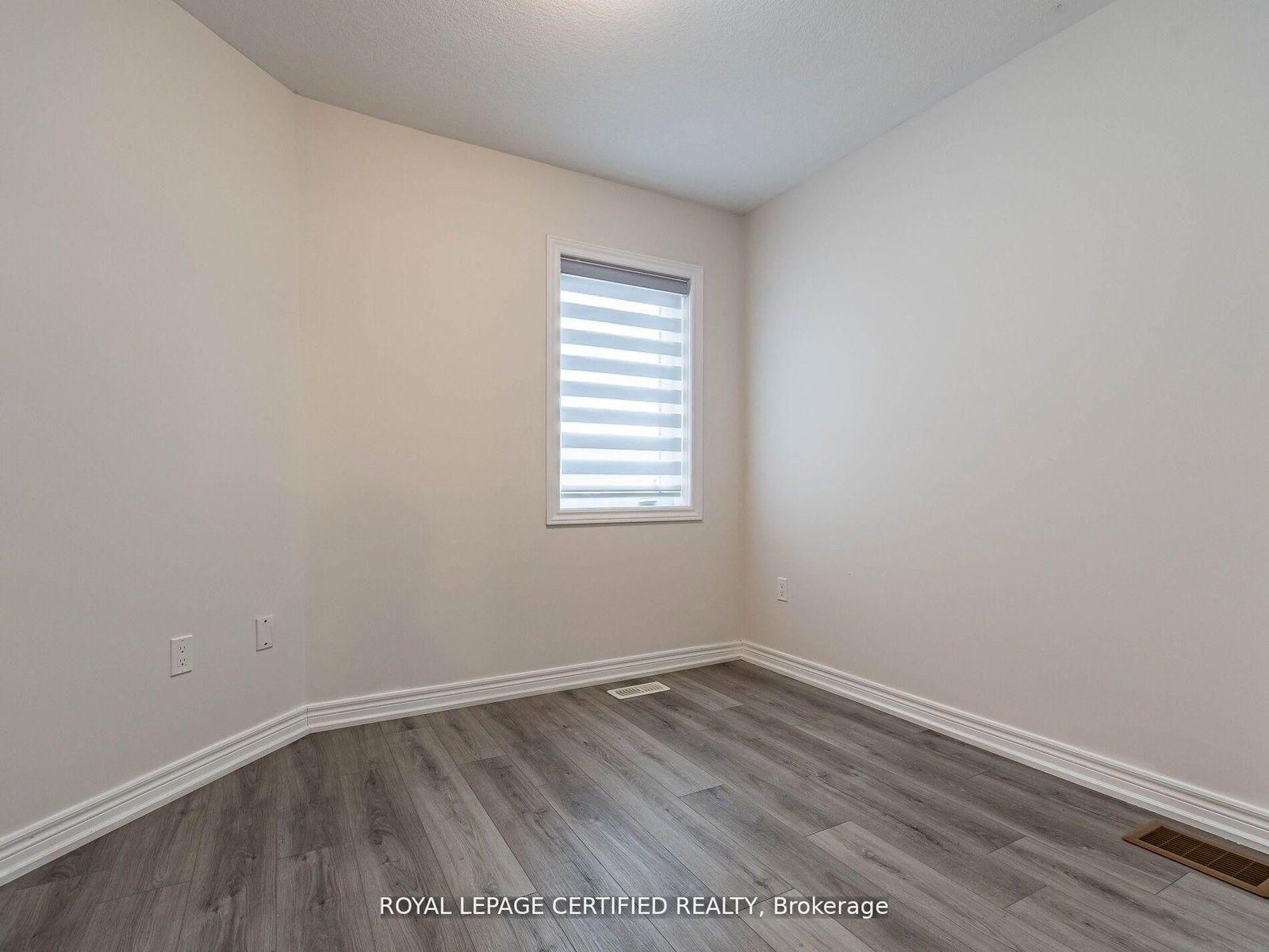 596 Linden Drive - Photo 32