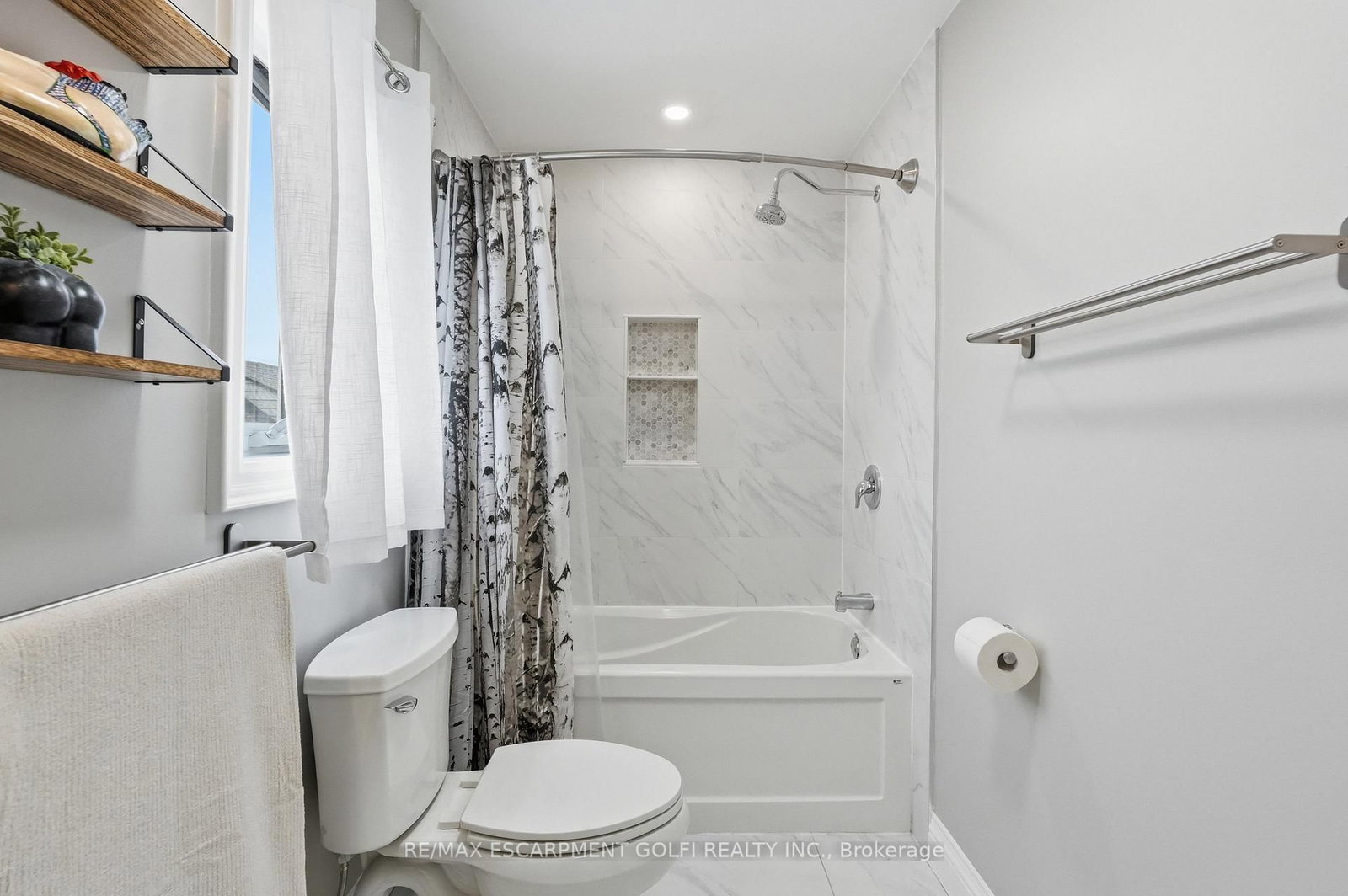 3 REMBE Avenue • Hamilton, ON photo 23