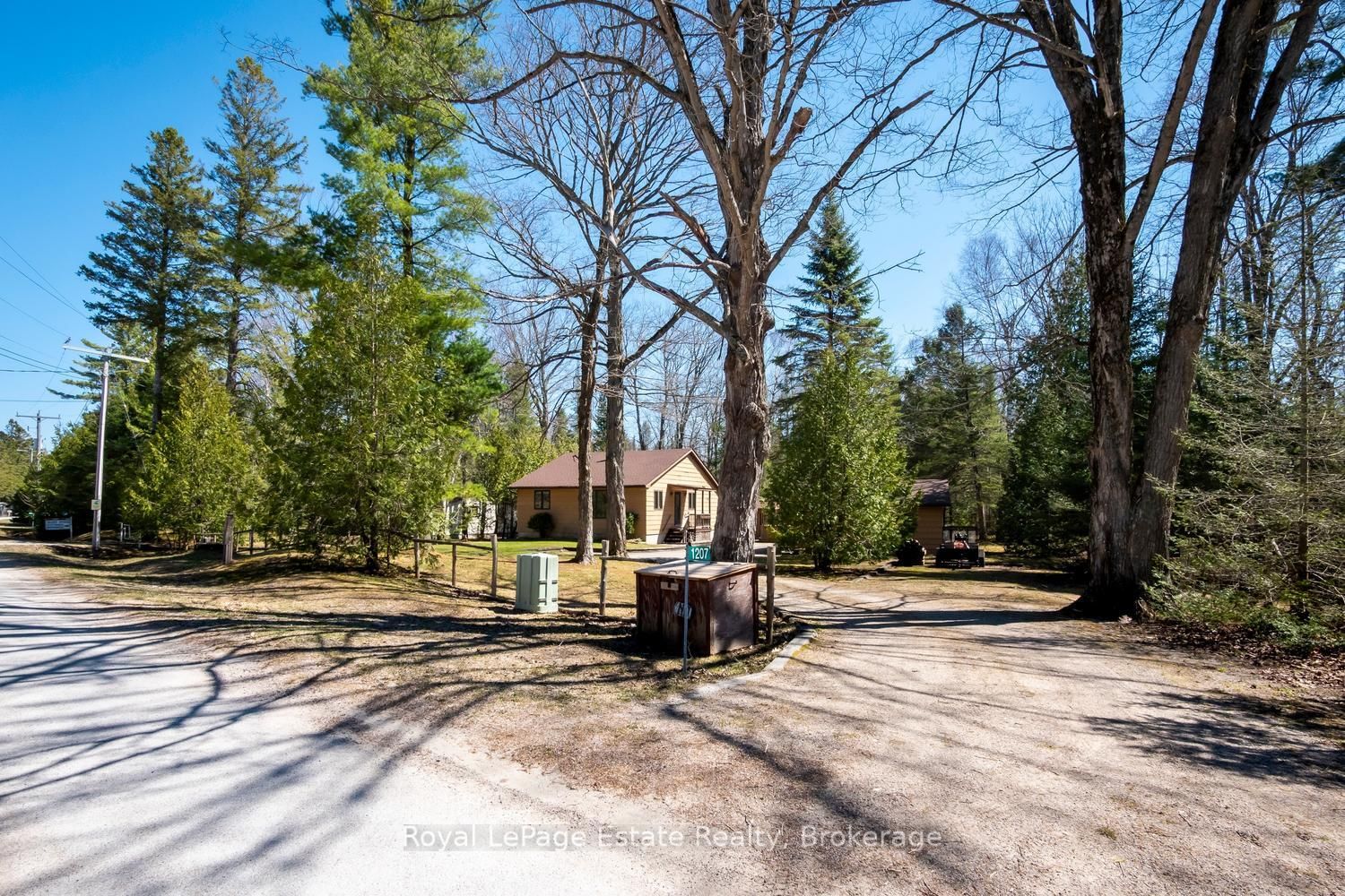 1207 Sauble Falls Road • South Bruce Peninsula, ON photo 39