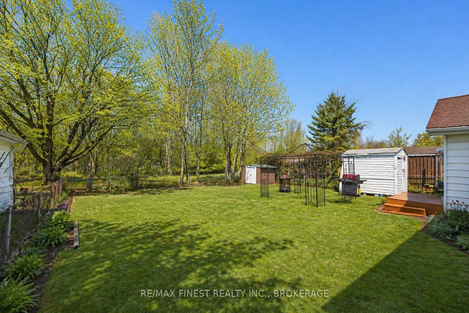 676 Laurier Boulevard • Brockville, ON photo 25