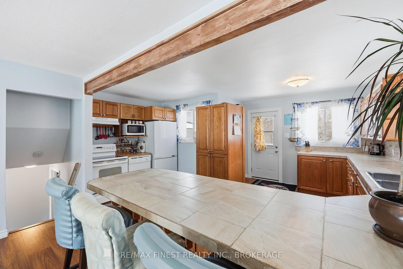 676 Laurier Boulevard • Brockville, ON photo 6