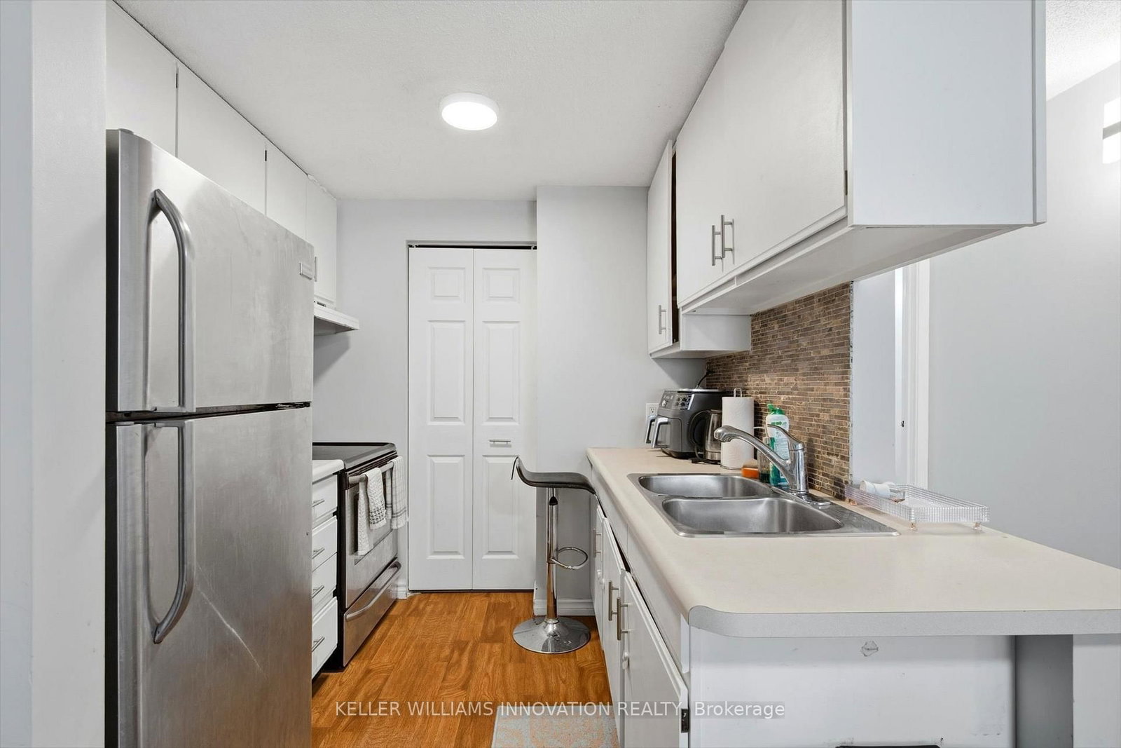 30 Bridge Street W, Unit 205 - Photo 5