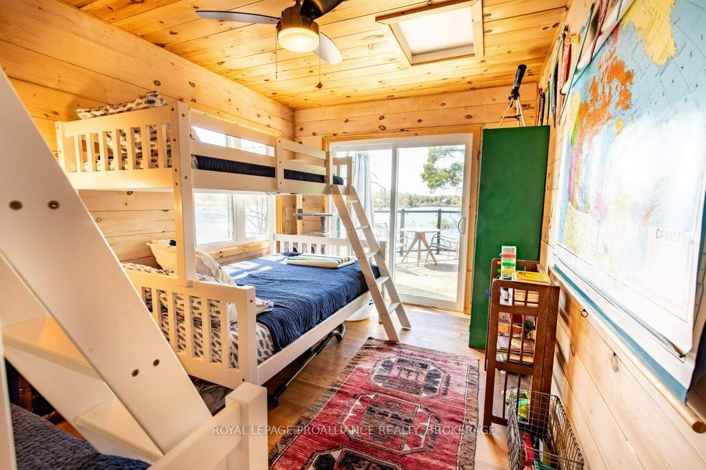 1055B Vilalta Lane • Godfrey, ON photo 15