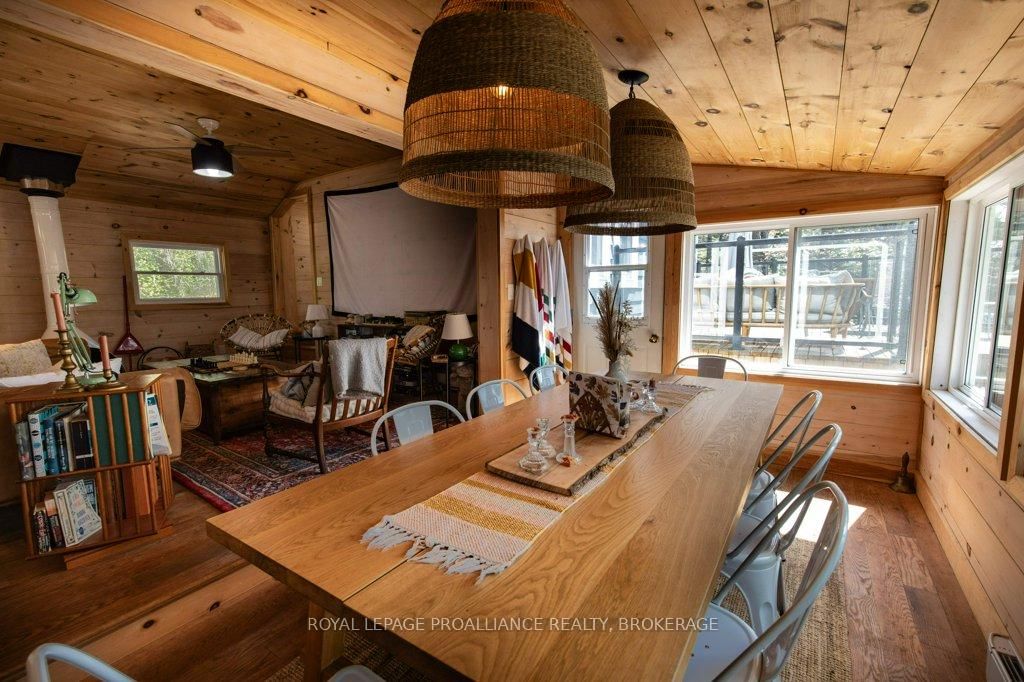 1055B Vilalta Lane • Godfrey, ON photo 16