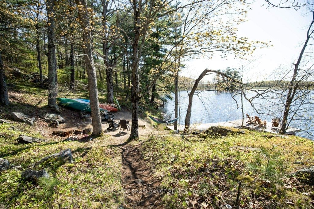1055B Vilalta Lane • Godfrey, ON photo 21