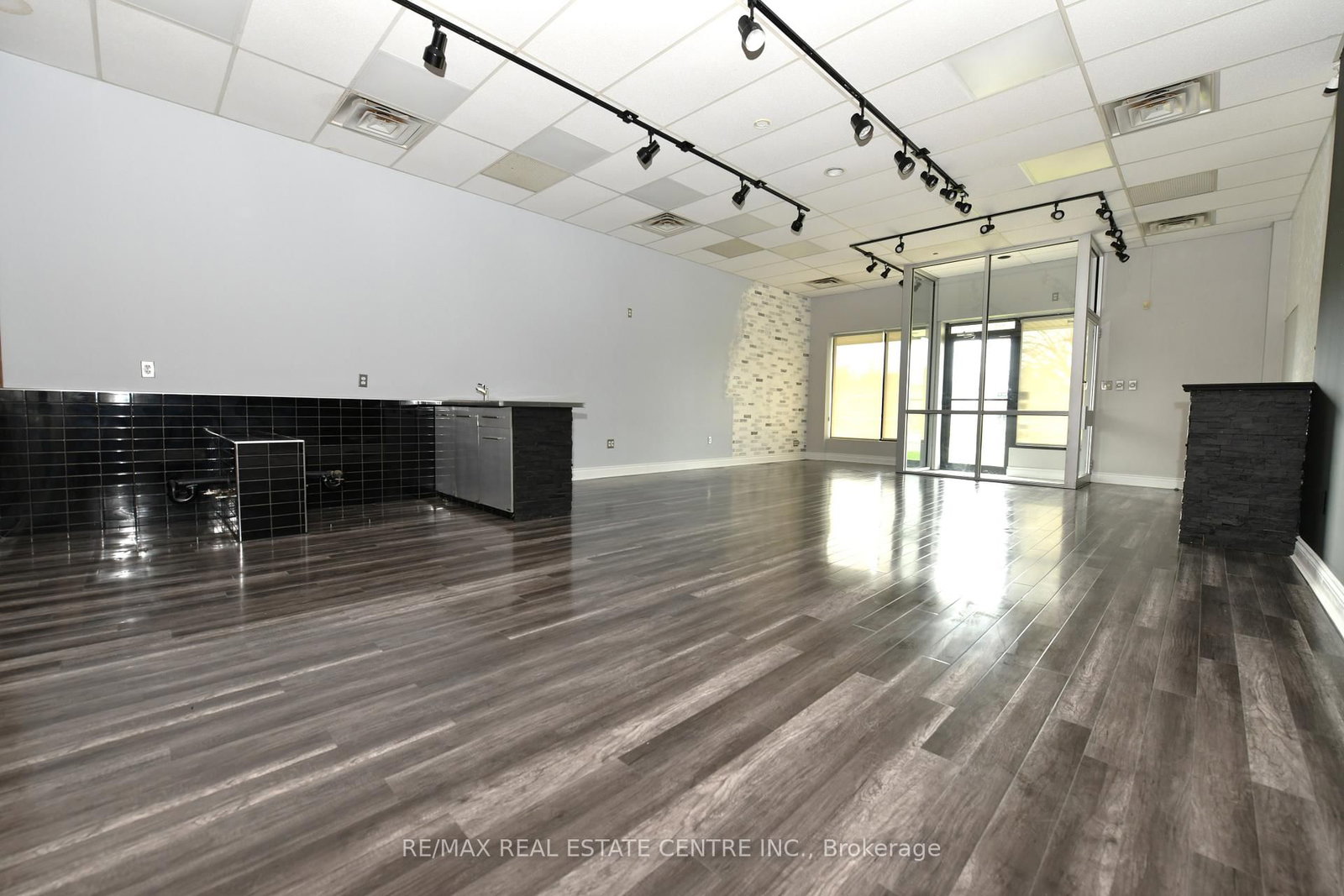 195 Franklin Boulevard, Unit 2 - Photo 10