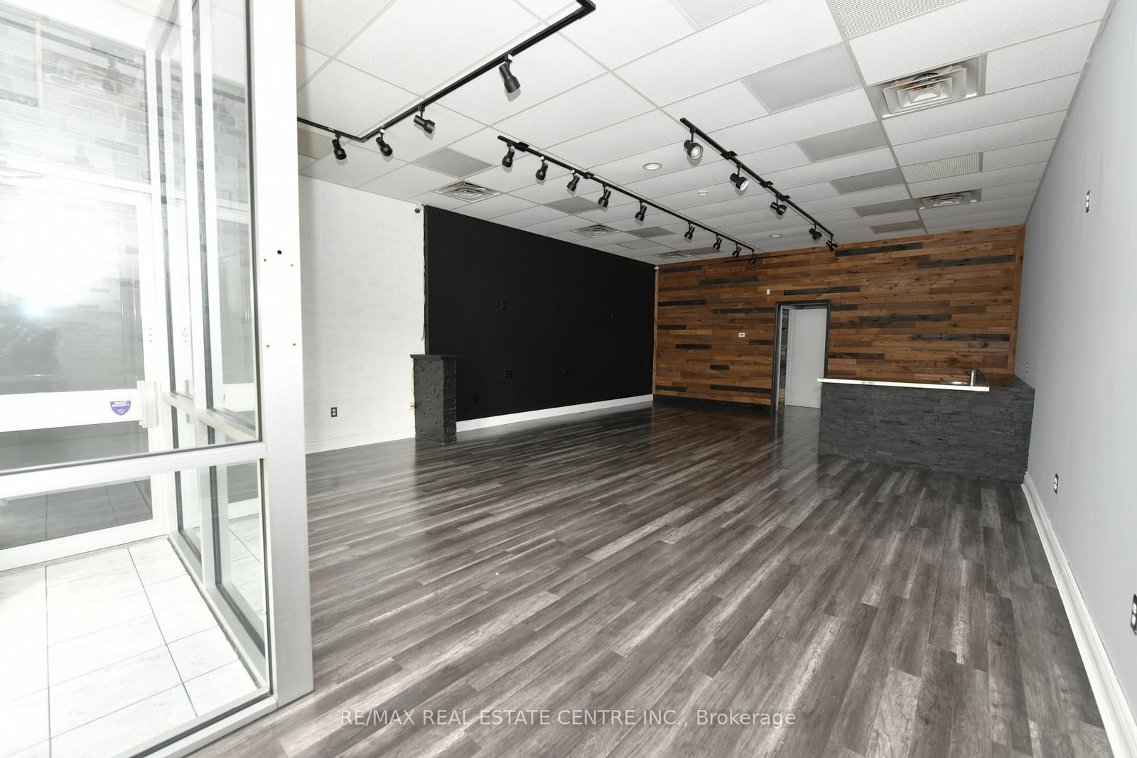 195 Franklin Boulevard, Unit 2 - Photo 7
