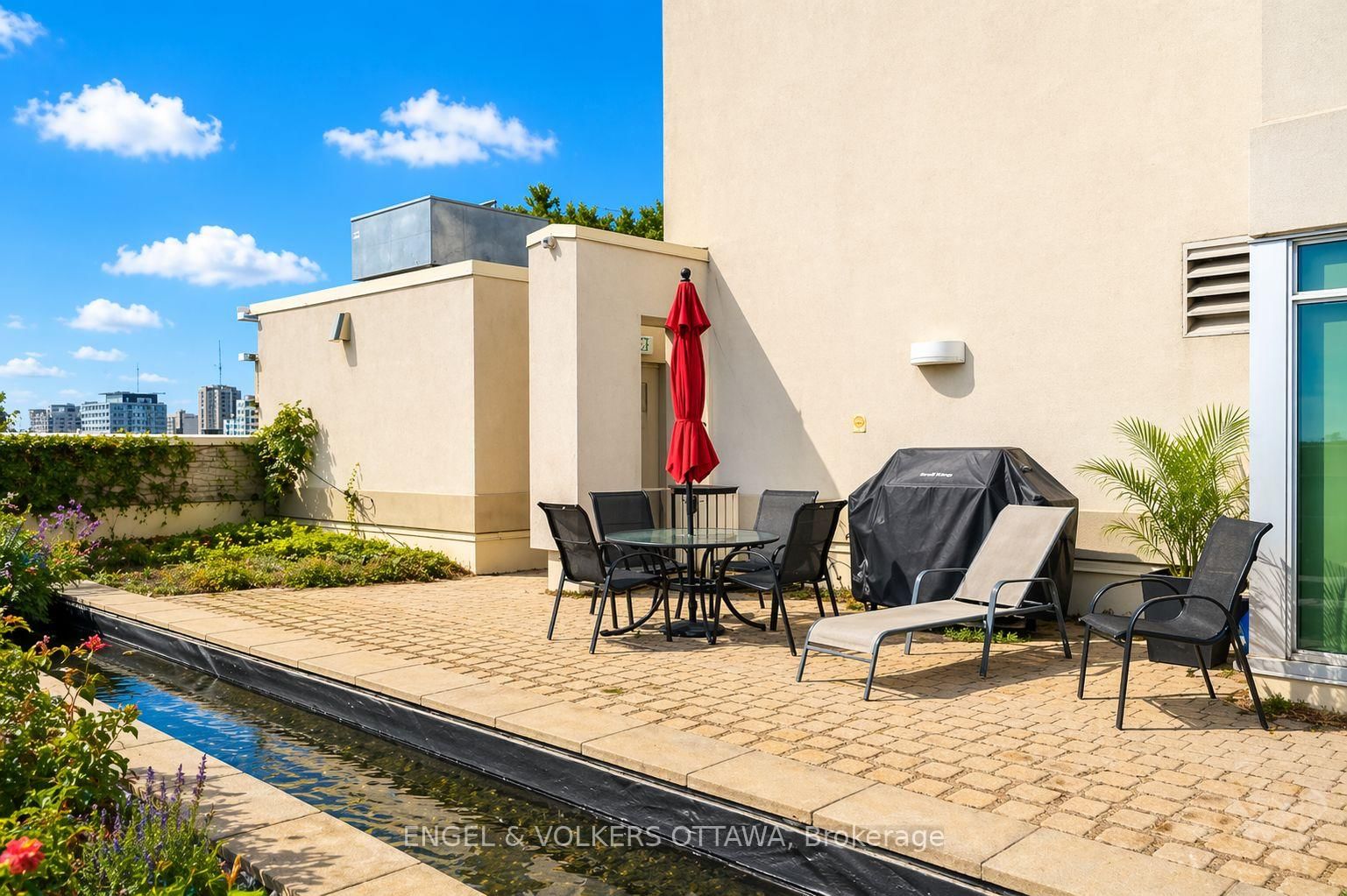 138 Somerset Street W, Unit 1112 - Photo 8