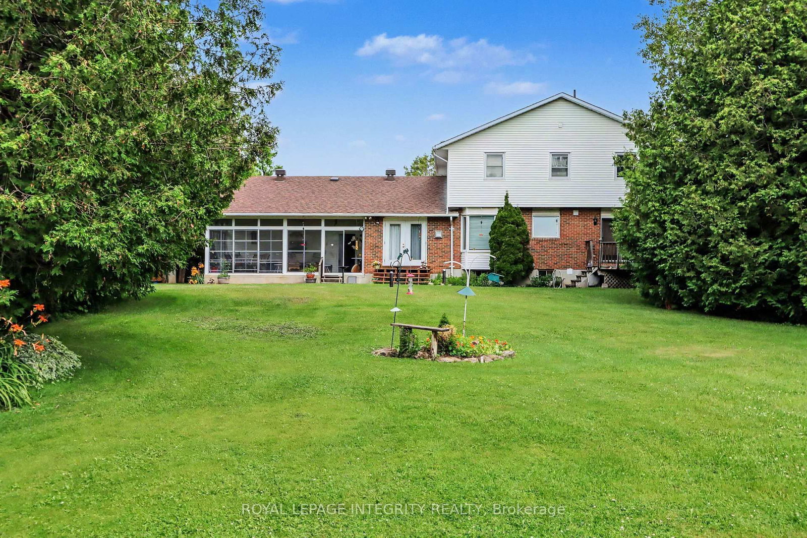 307 Ferguson Tetlock Road • Smiths Falls, ON photo 5