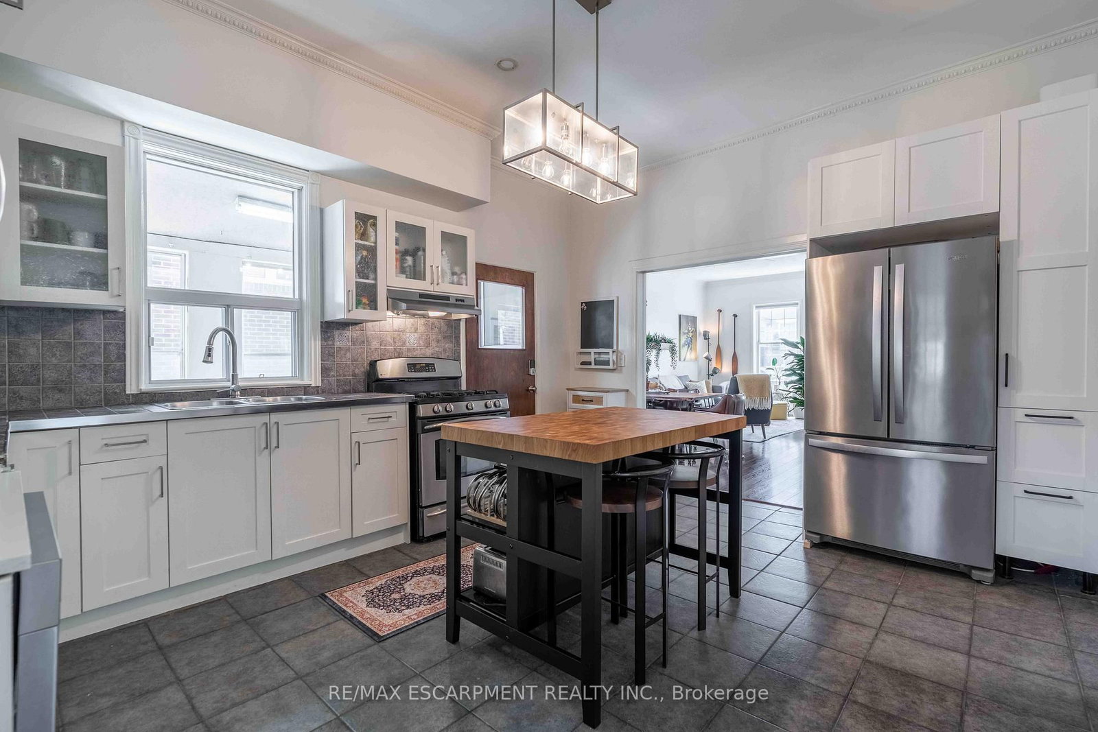 203 Wood Street E - Photo 10