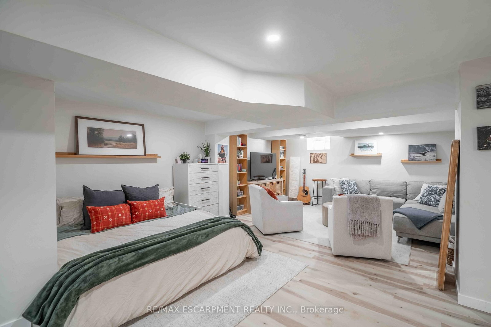203 Wood Street E - Photo 28