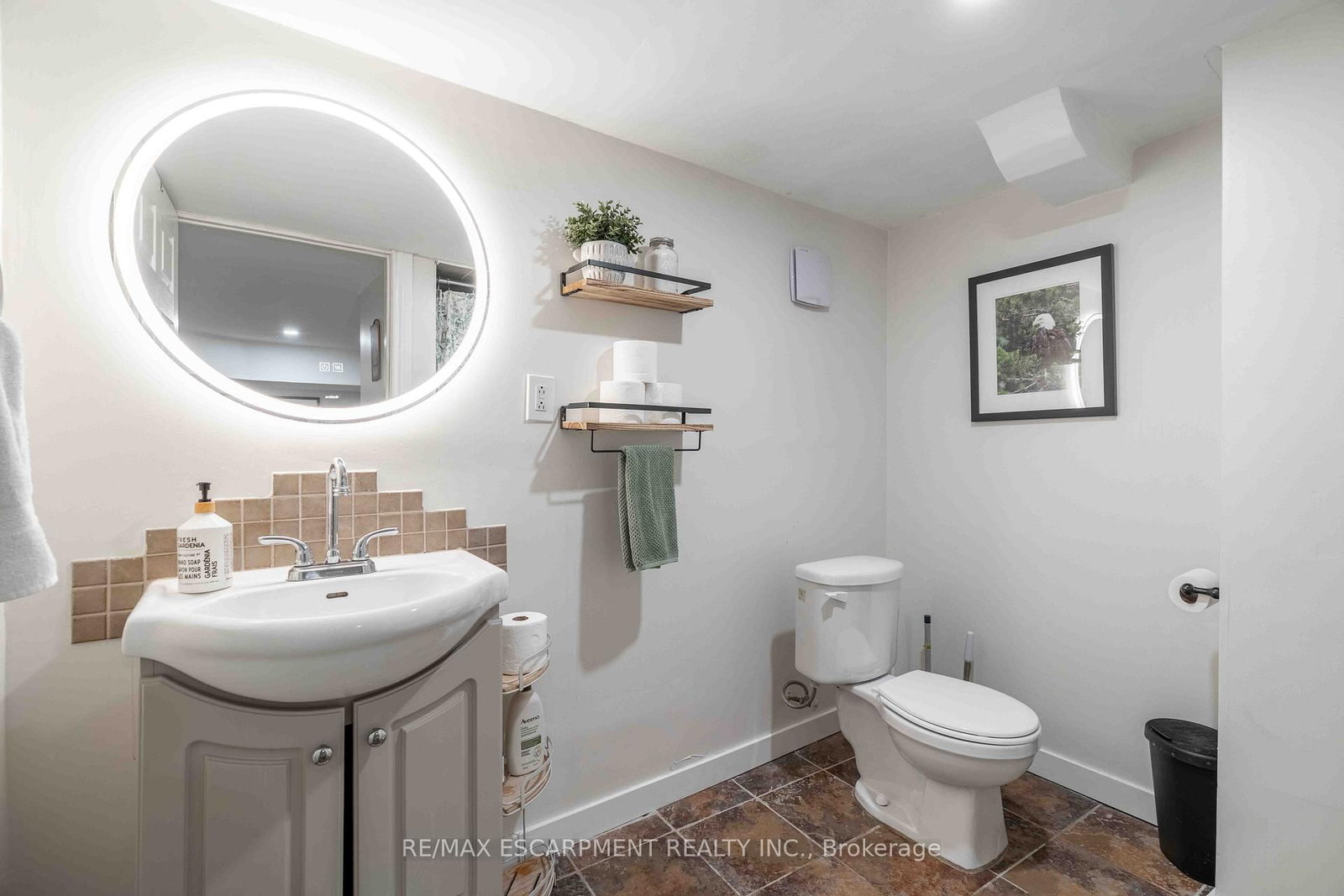 203 Wood Street E - Photo 31