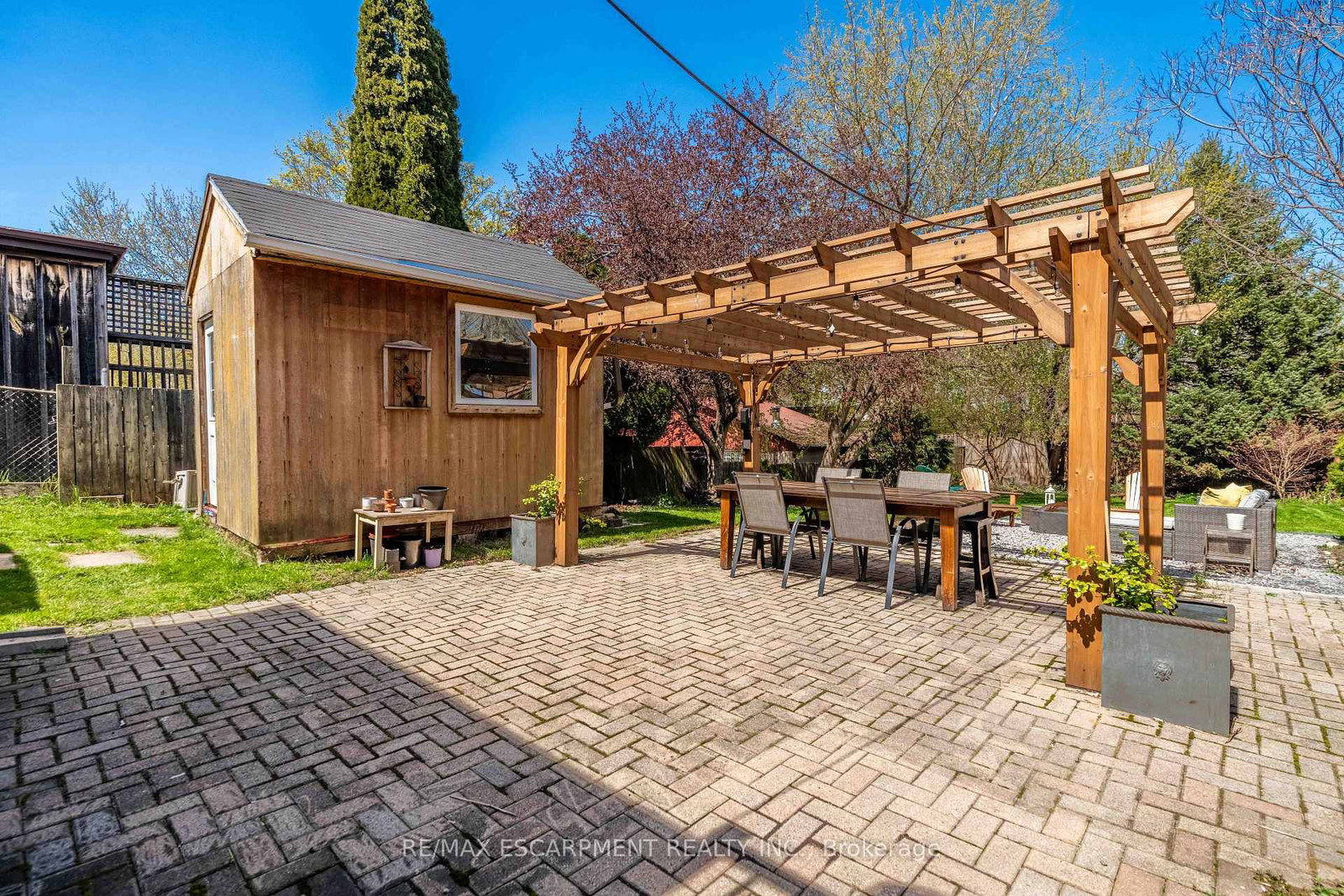203 Wood Street E - Photo 32