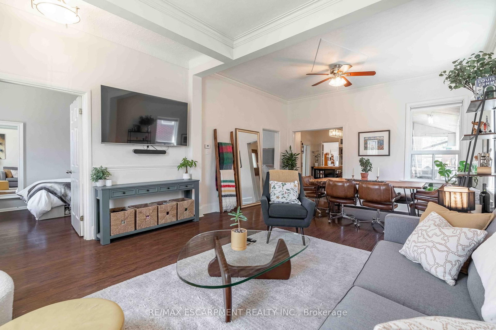 203 Wood Street E - Photo 4
