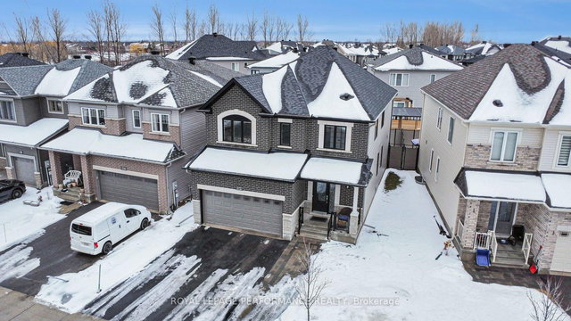 372 Aquaview Drive