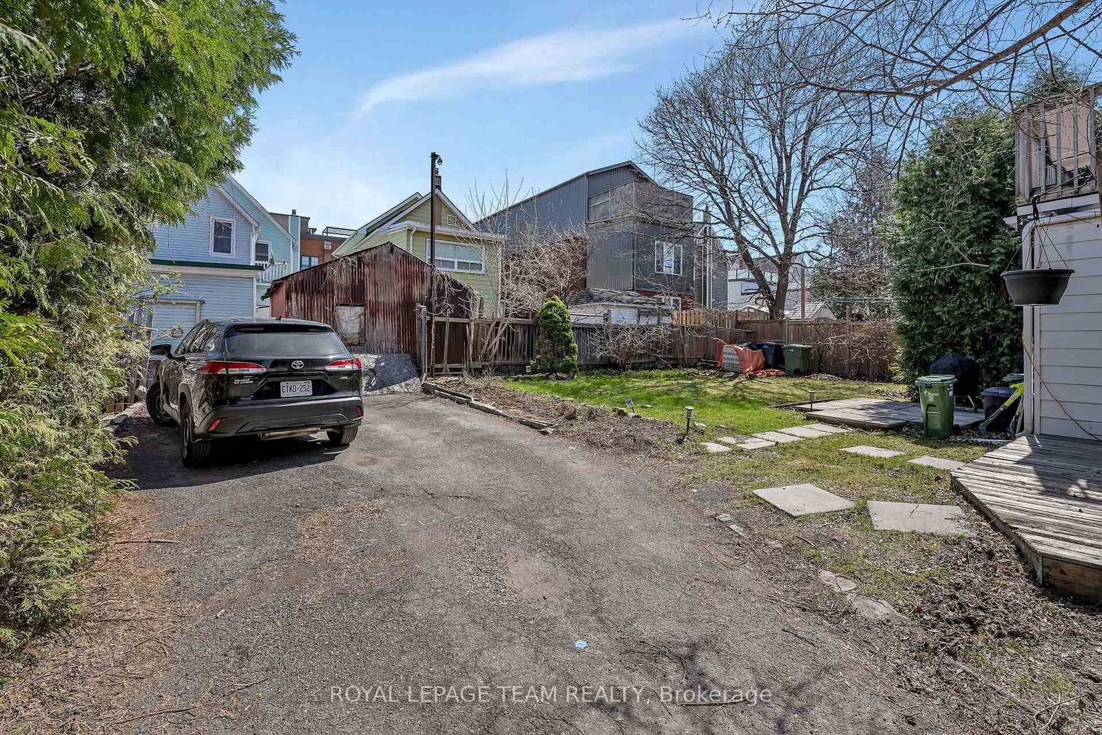 11 Sherbrooke Avenue - Photo 7