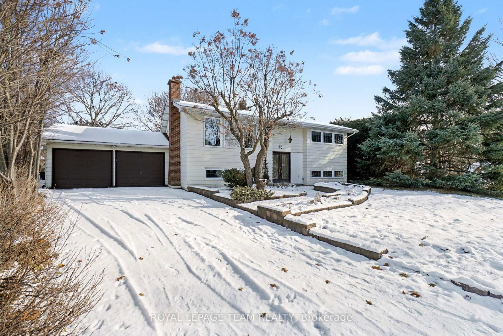 Detached House for sale at 30 Juniper Court, Ottawa, Ontario, K2E 5M6 - Borden Farm/Stewart Farm/Carleton Heights/Parkwood Hills - MLS: X13059770