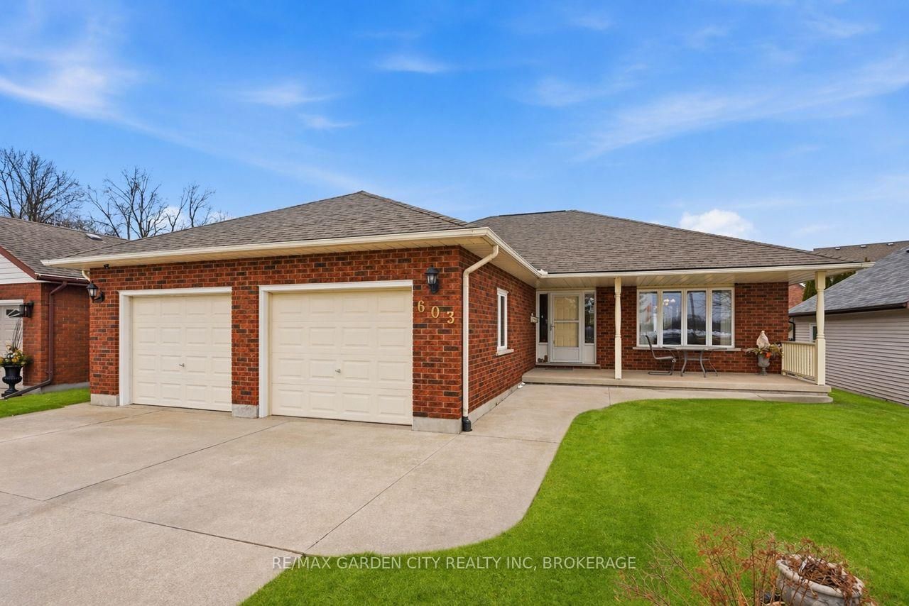 Detached House for sale at 603 BUNTING Road, St. Catharines, Ontario, L2M 2Z9 - Bunting/Linwell - MLS: X13059934