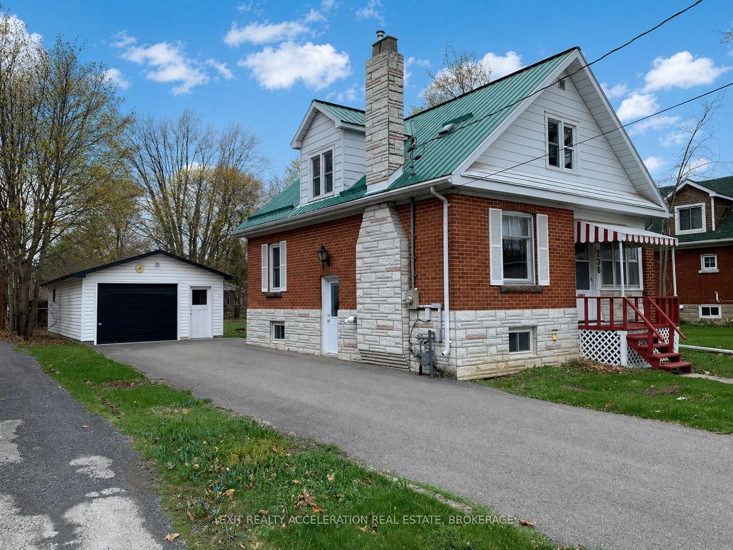 236 East Street - Photo 2
