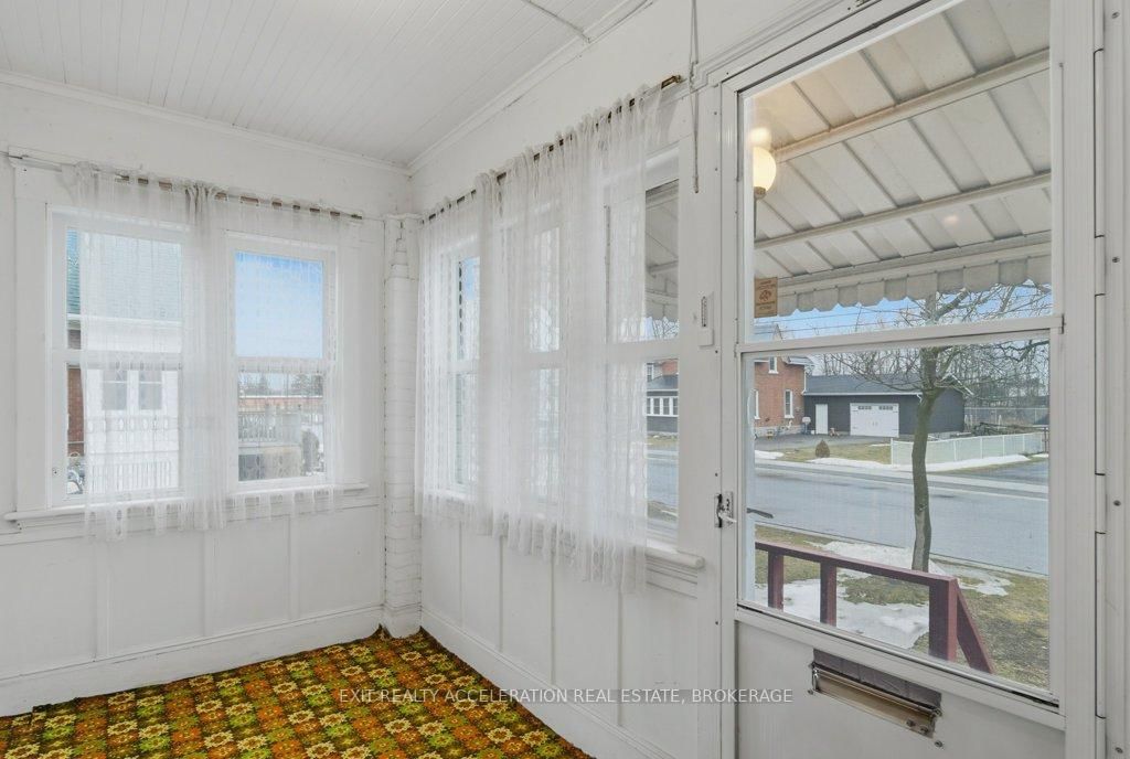236 East Street - Photo 4