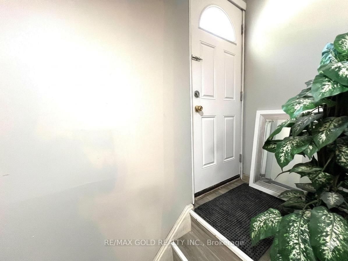 156 Mooregate Crescent - Photo 26