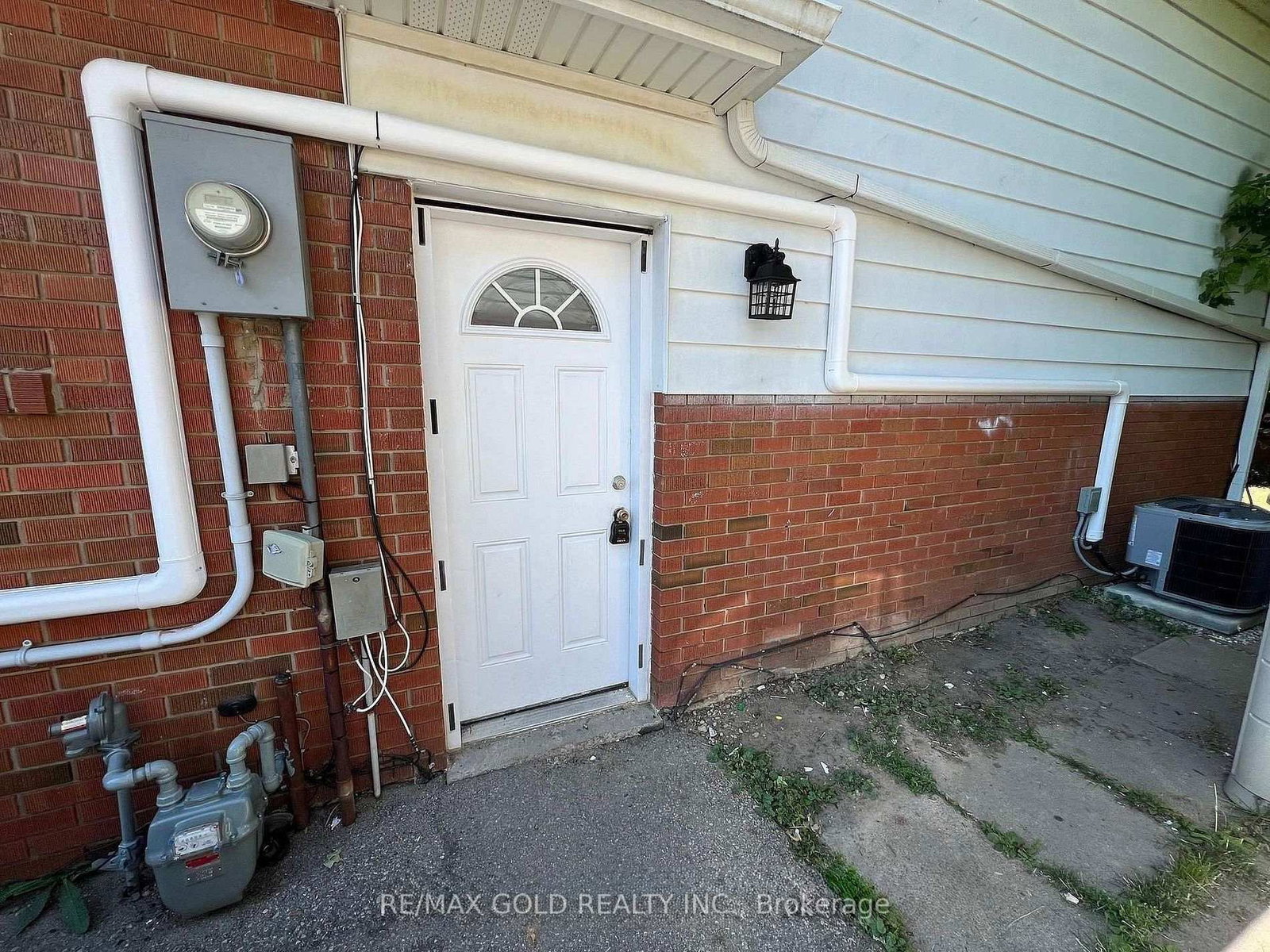 156 Mooregate Crescent, Unit Upper - Photo 26