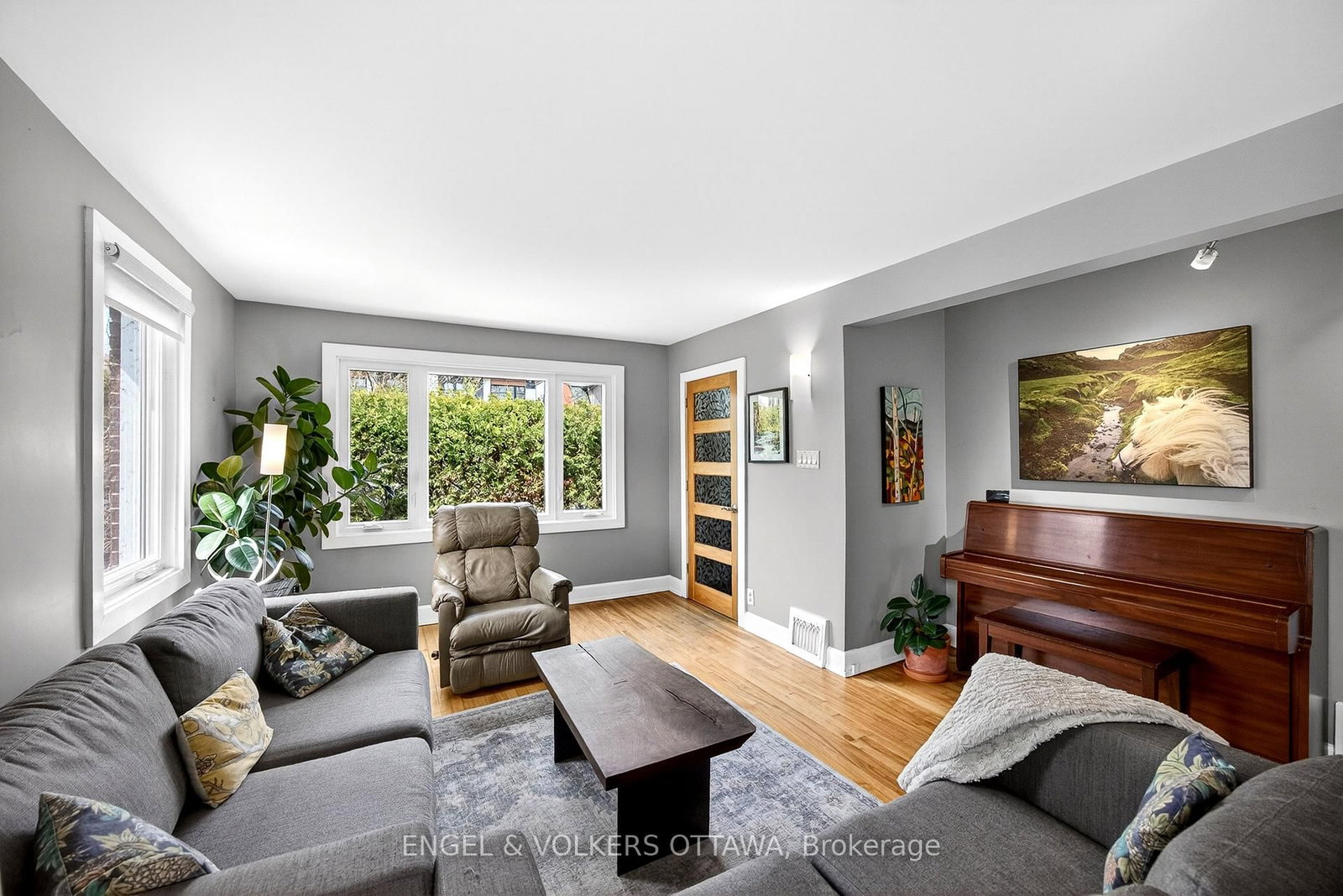 166 Wesley Avenue - Photo 3
