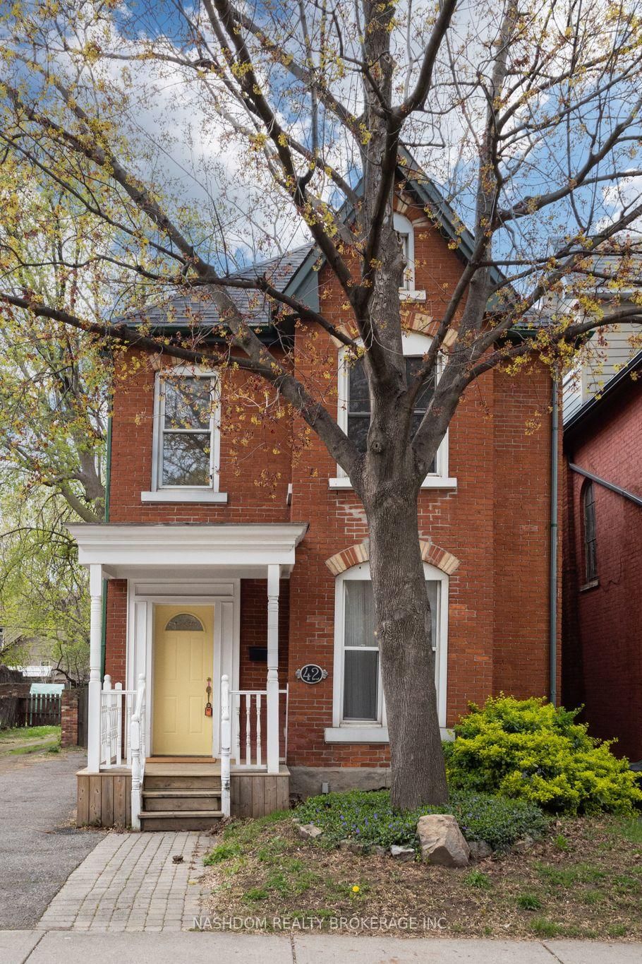 42 Erie Avenue • Hamilton, ON photo 39