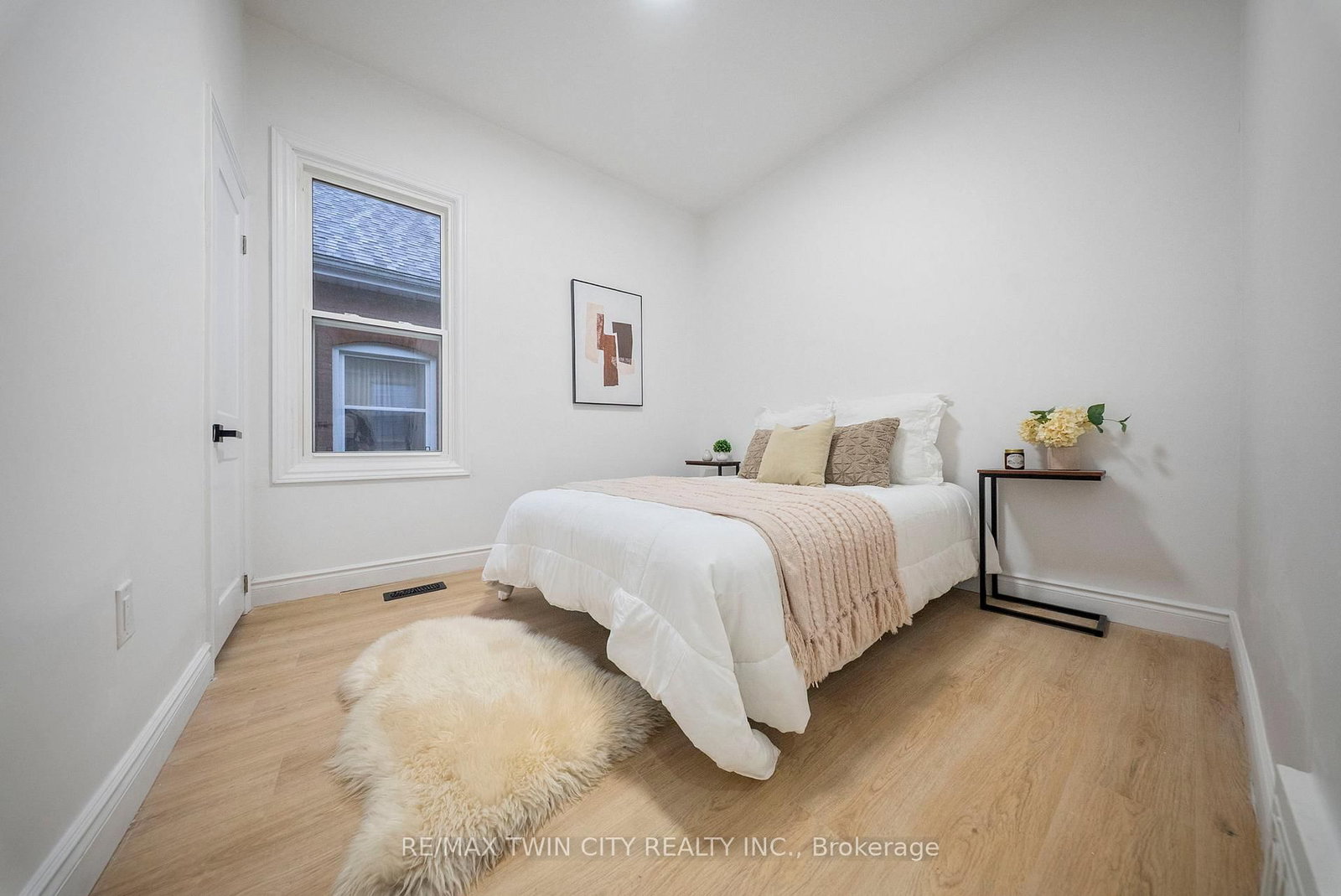 8 Main Street - Photo 20