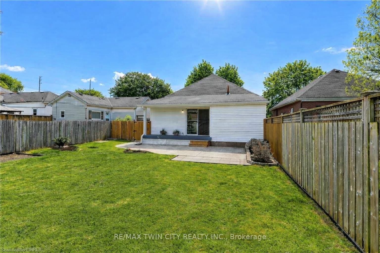 8 Main Street - Photo 25