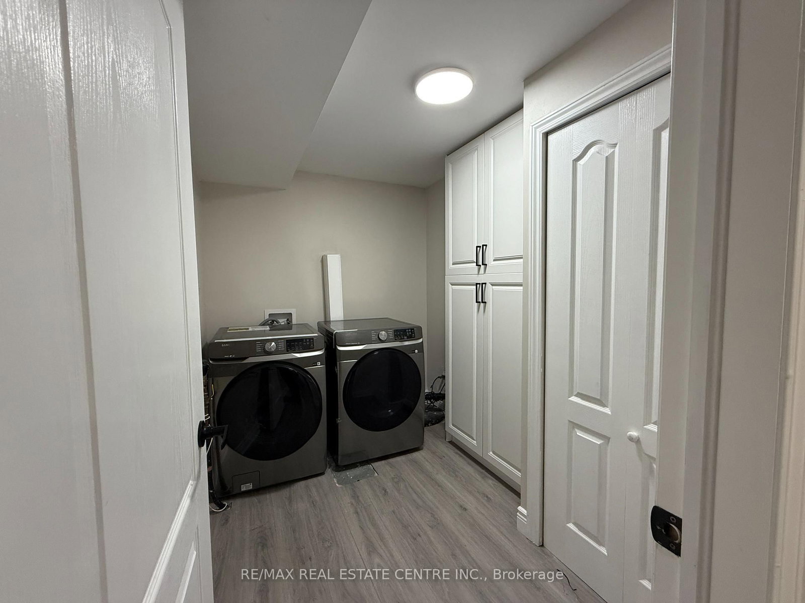 320 Sedgewood Street, Unit BASEMENT - Photo 18
