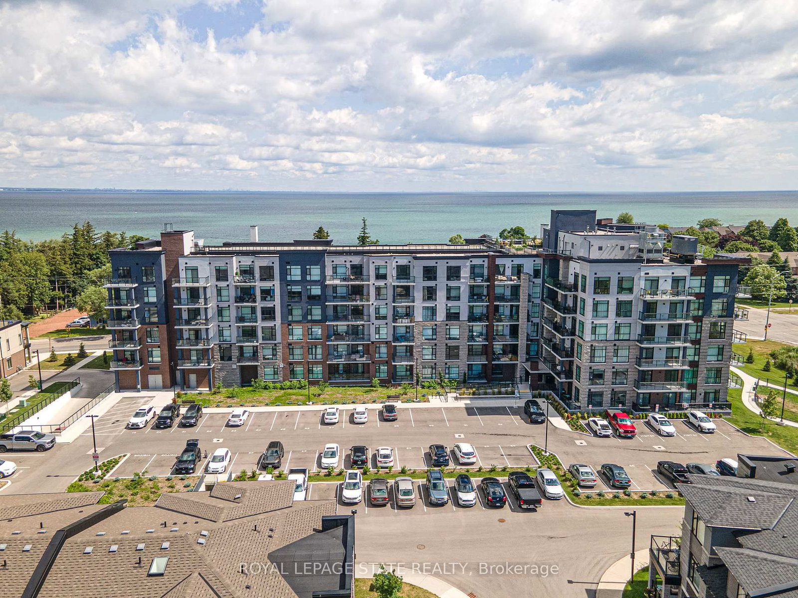 Condo for sale at 600 North Service Road, Hamilton, Ontario, L8E 0L2 - Lakeshore - MLS: X13060450