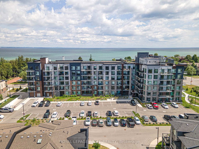 home for sale on 301-600 North Service Road